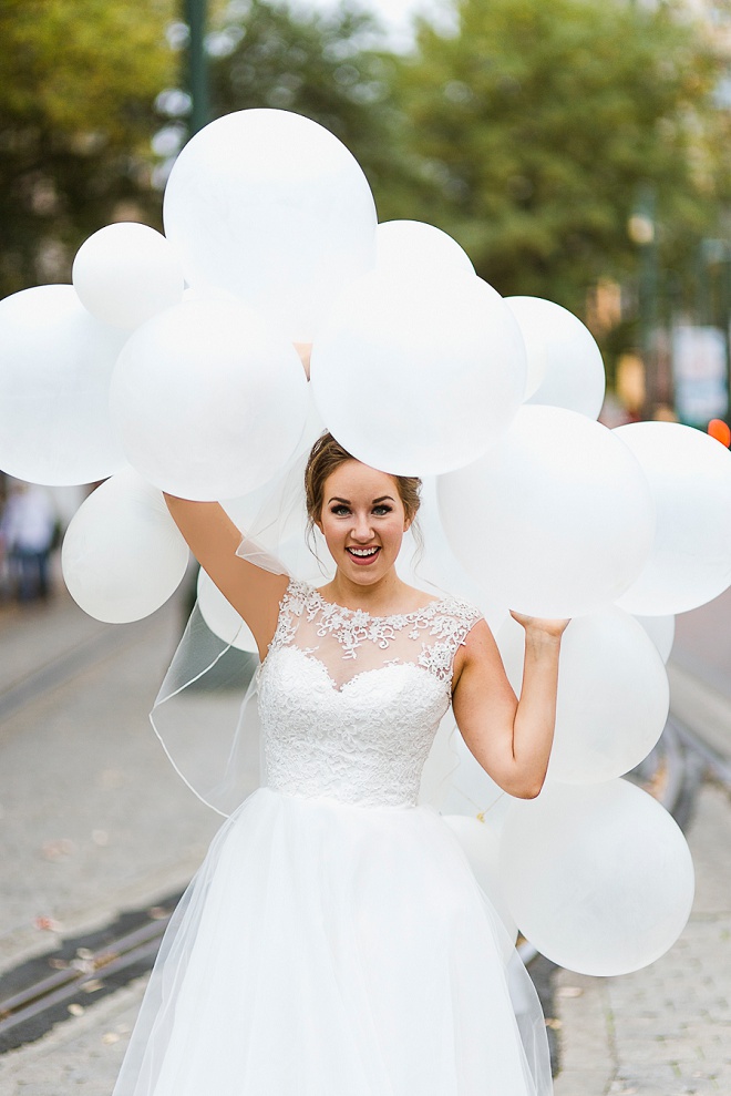 We love this gorgeous Bride and her stunning balloon portraits!