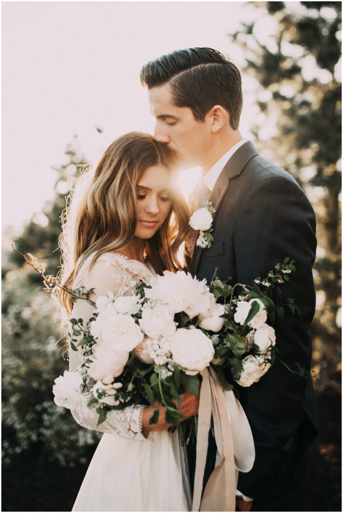 This wedding photo of the bride and groom is so mood and gorgeous. 