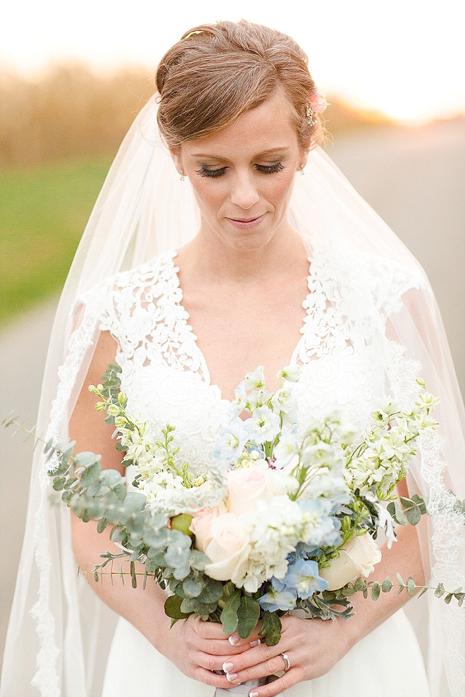 How stunning is this Bride and her amazing bouquet?! LOVE!