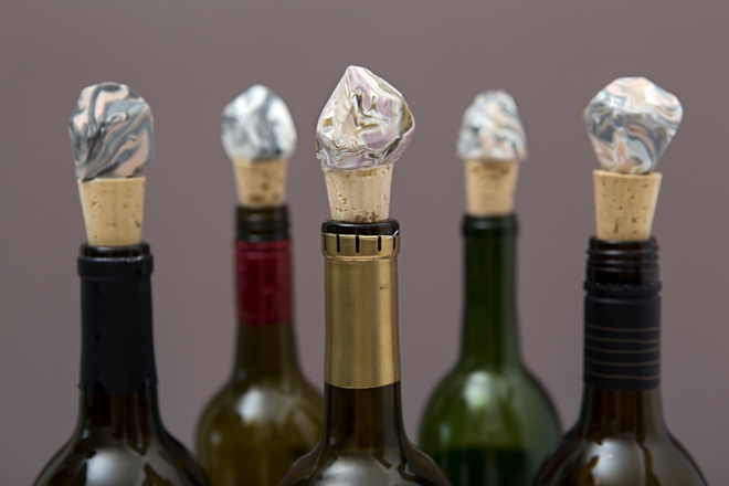 Learn how to make these awesome marbled gemstone wine stoppers!