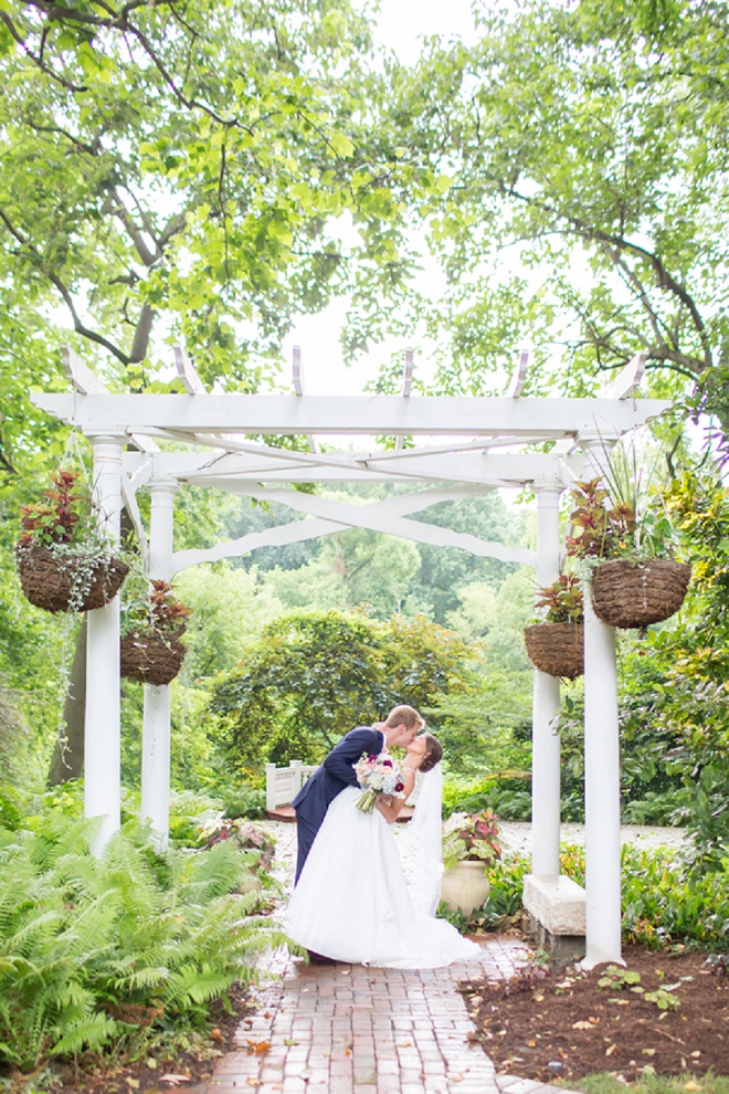 We are swooning over this super sweet couple!