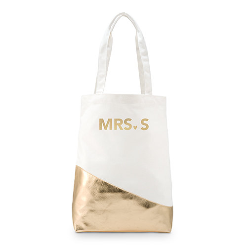 We're crushing on this gold customized Mrs tote!