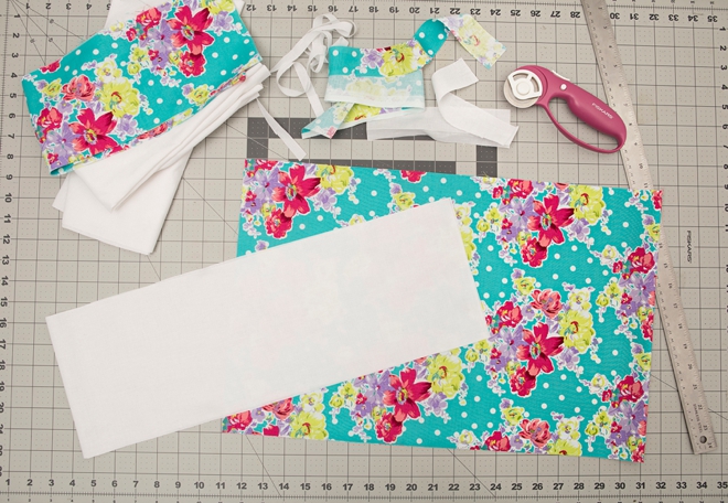 This DIY Bridal Shower Apron Guest Book Is a MUST See Idea!