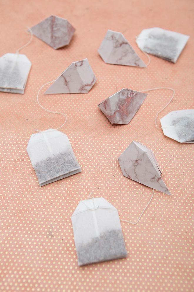 Cut and make these diamond tea bag holders using your Cricut Explore Air2 and our free SVG file!