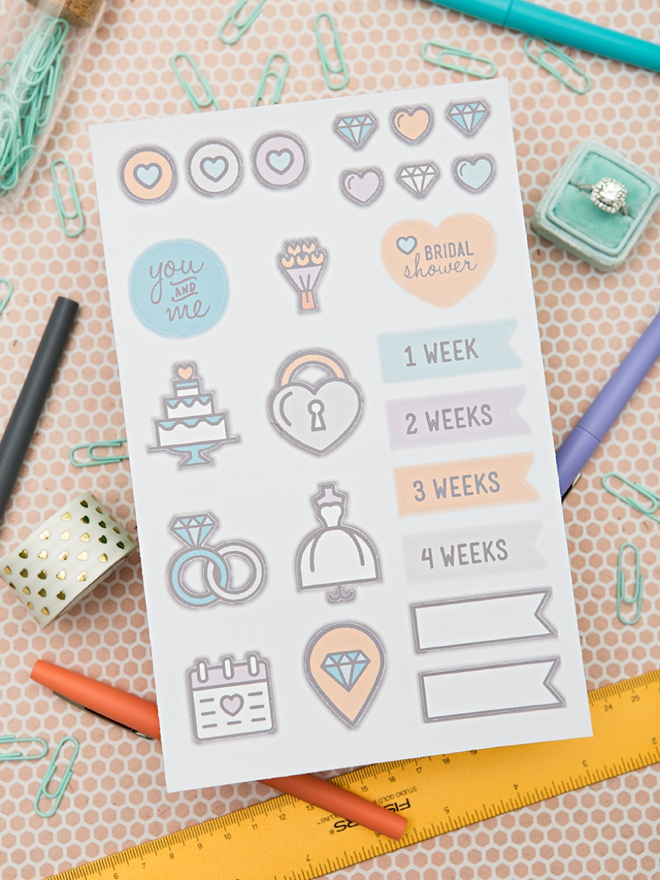 How adorable are these DIY wedding planning stickers!?