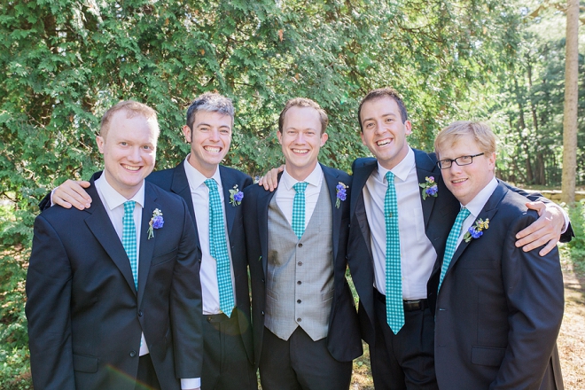 The Groom and his Groomsmen getting ready for the ceremony!