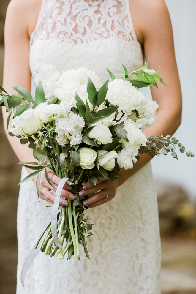 Check out this stunning green and white bouquet!