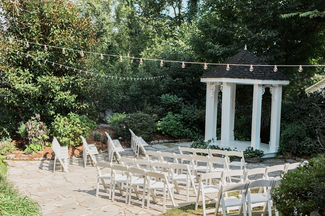 This outdoor ceremony with this Mr. and Mrs. is giving us all the feels!