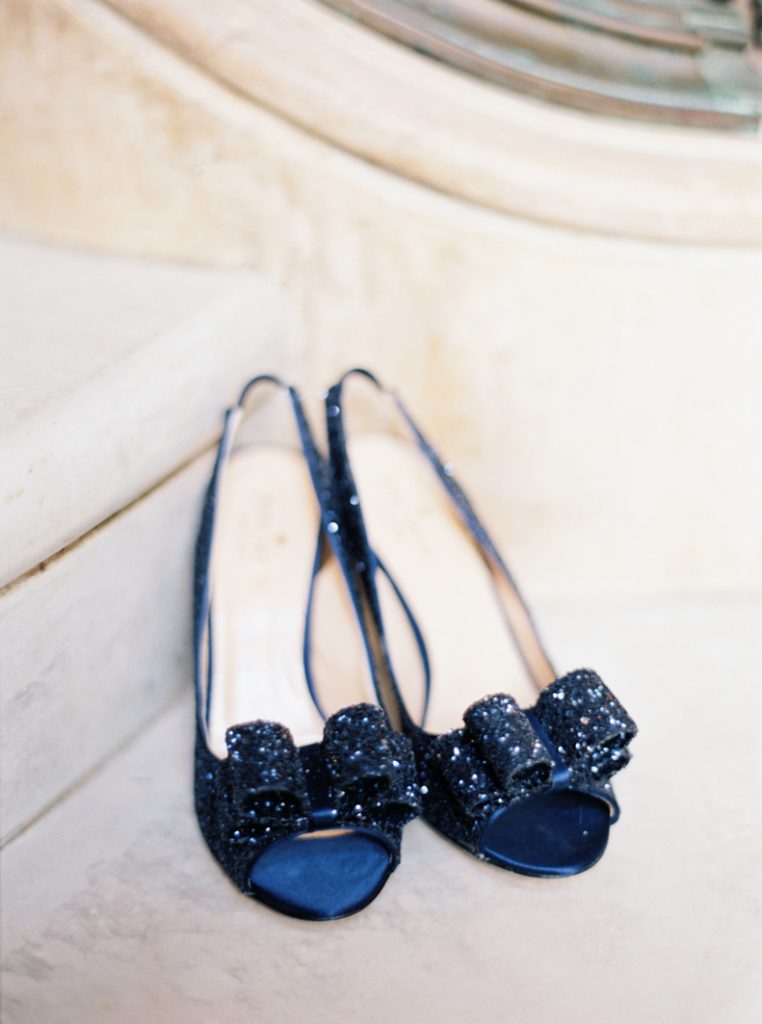 WOW. These blue glitter shoes would be the perfect 'something blue' for my wedding.