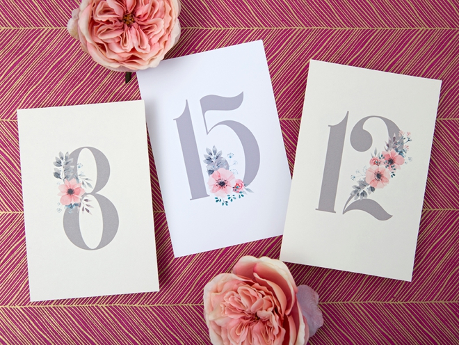 How cute are these floral free printable wedding table numbers!?