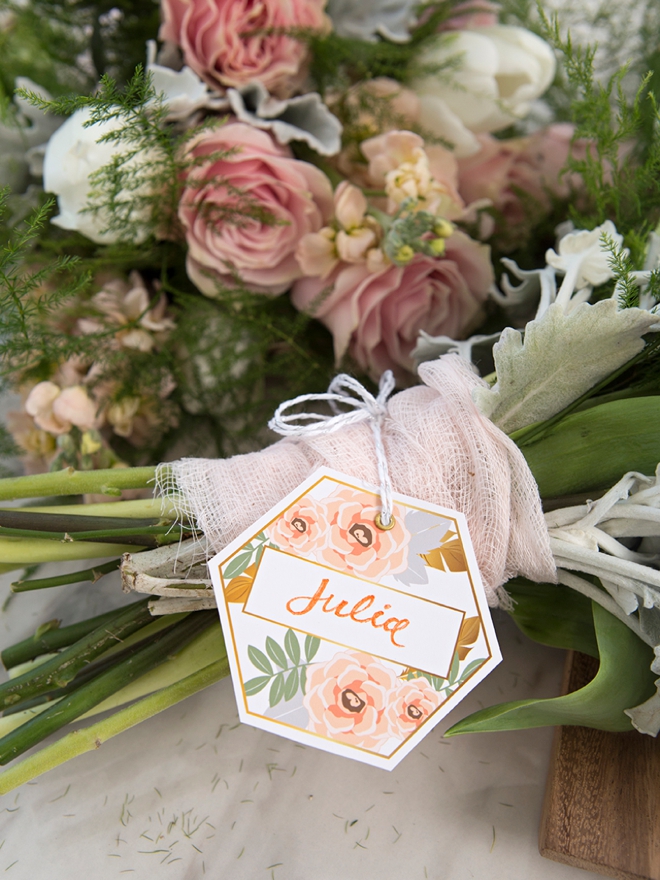 These free printable bouquet tags help you know whose it whose!