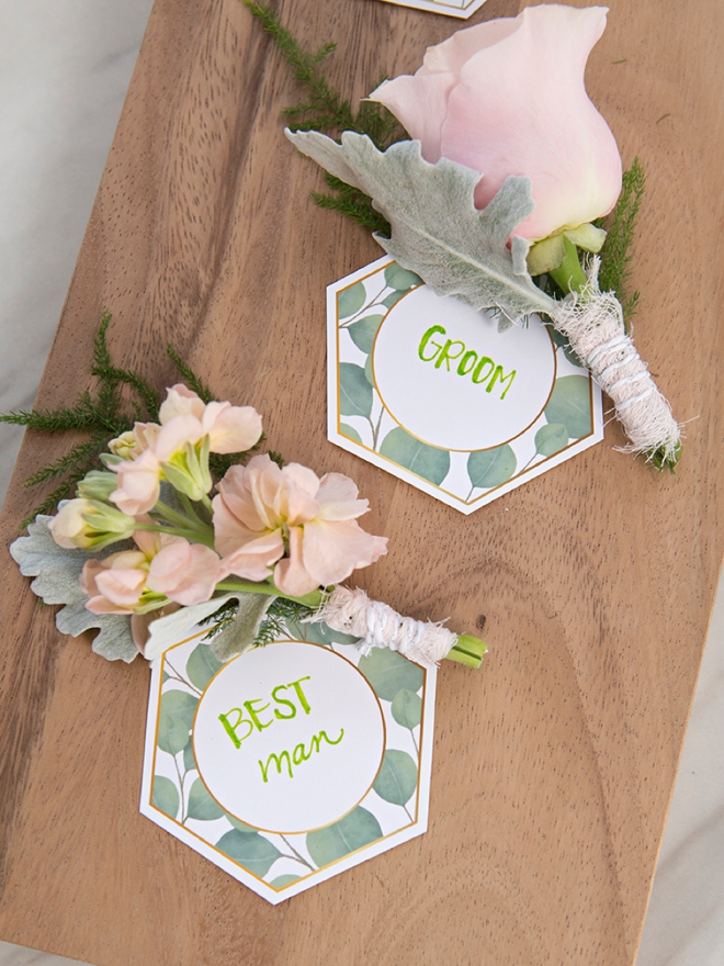 Check out these free printable boutonniere tags!