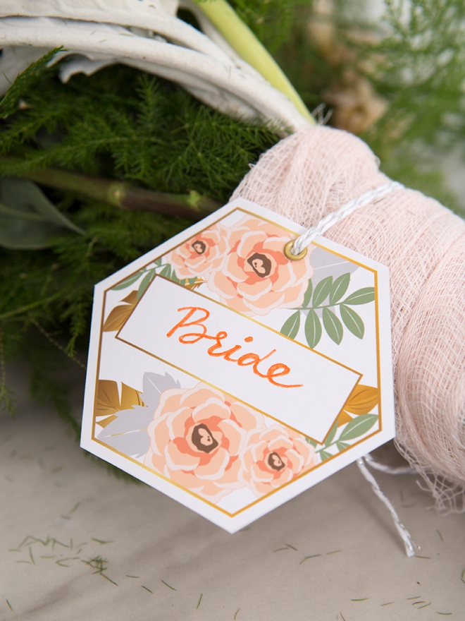 These free printable bouquet tags help you know whose it whose!