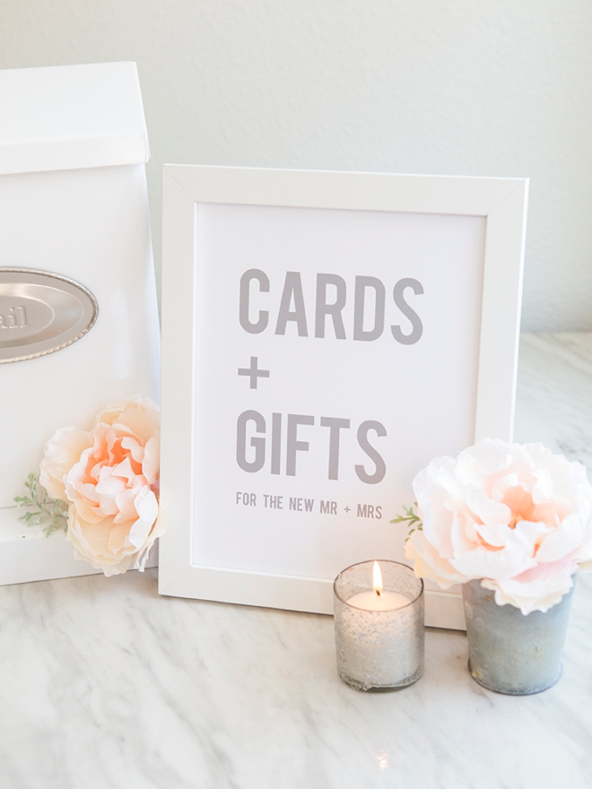 Make your own wedding mailbox card box, plus free printable signs in 6 colors!