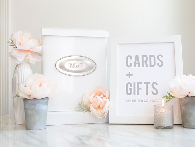 Make your own wedding mailbox card box, plus free printable signs in 6 colors!