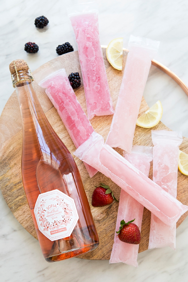 How to make Rosé popsicles, so easy and so delicious!