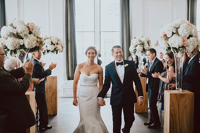 Crushing on this super glam and romantic ceremony!