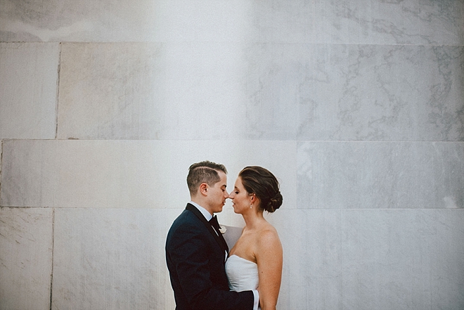 We're swooning over this gorgeous couple and their fun downtown Philadelphia shots!
