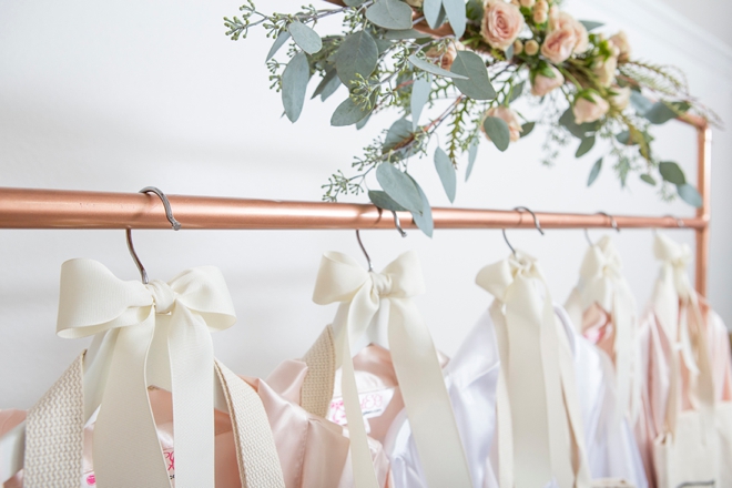 This DIY copper pipe wardrobe stand is AMAZING