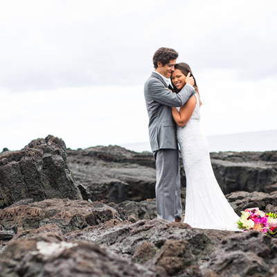 Crushing on this gorgeous styled trash the dress Hawaii shoot!
