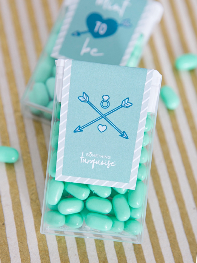 These free printable tic-tac wedding favor labels are adorable!