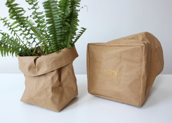 How cool is this washable paper bag!? With SO many uses, it's a great gift!