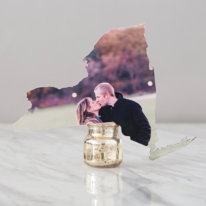 These DIY wedding photo state cutouts are the cutest!!