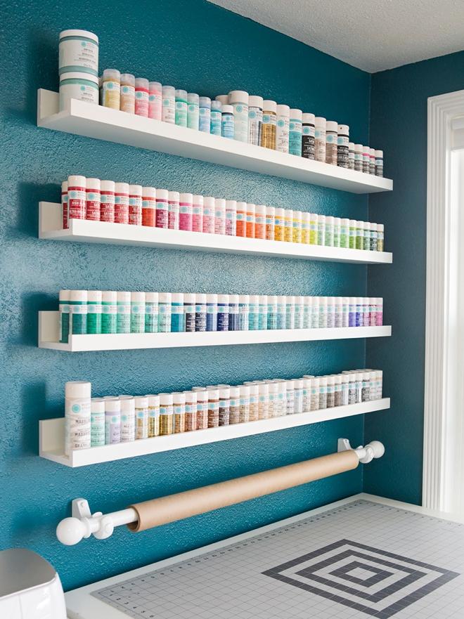 Wow, look at all those perfectly organized Martha Stewart Craft paints!