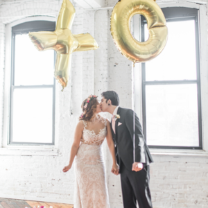 How adorable is this styled Valentines Day shoot?! We LOVE it!