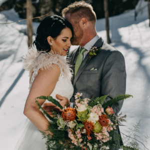 How cute is this super wintery styled wedding in Canada?! LOVE!