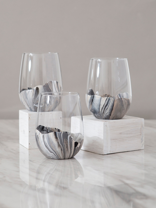 Marble paint your own wine glasses, it’s super easy!