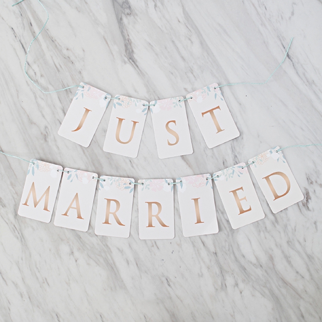 This Free Printable Just Married Floral Banner Is So Cute