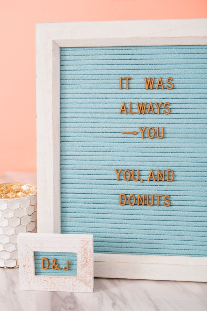 Use any frame and any color felt to make your own letter boards!