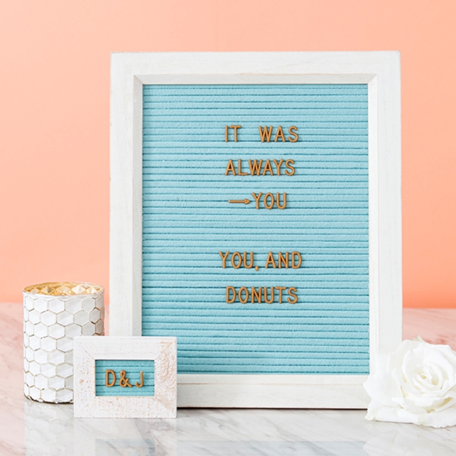 Use any frame and any color felt to make your own letter boards!