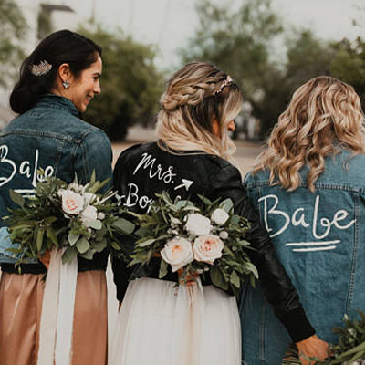 We've rounded up 20 must have Etsy ideas for your Bridesmaids!