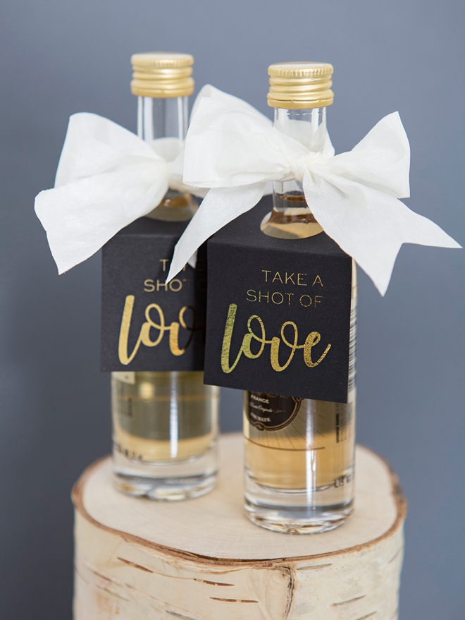 10 PERSONALISED MINATURE BOTTLE LABELS BLACK GOLD SILVER FOIL WE TIED THE KNOT