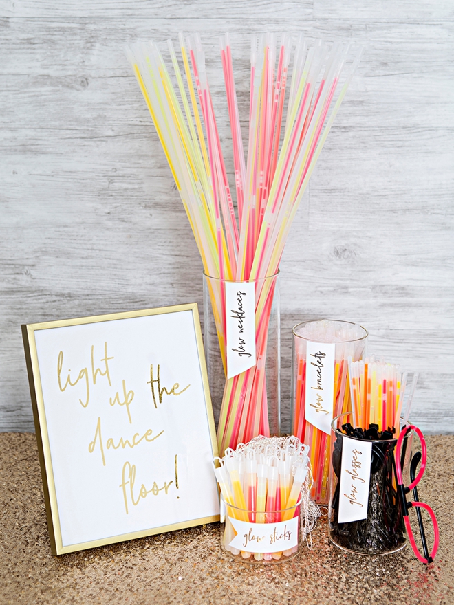 Check out this DIY wedding glow stick bar, so cute!