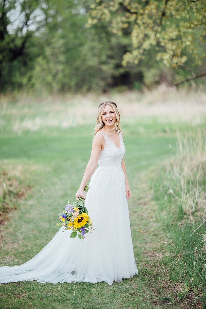 OMG! You don't want to miss our Bridal Blogger Carli's Dreamy DIY Wedding!