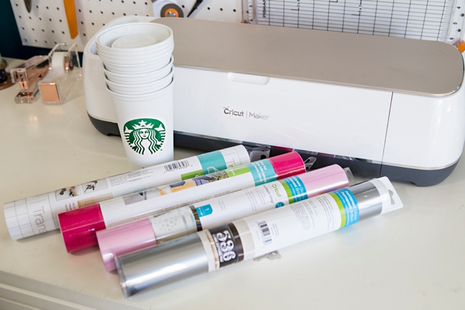 These personalized Starbucks cups are SO easy to make with your Cricut!