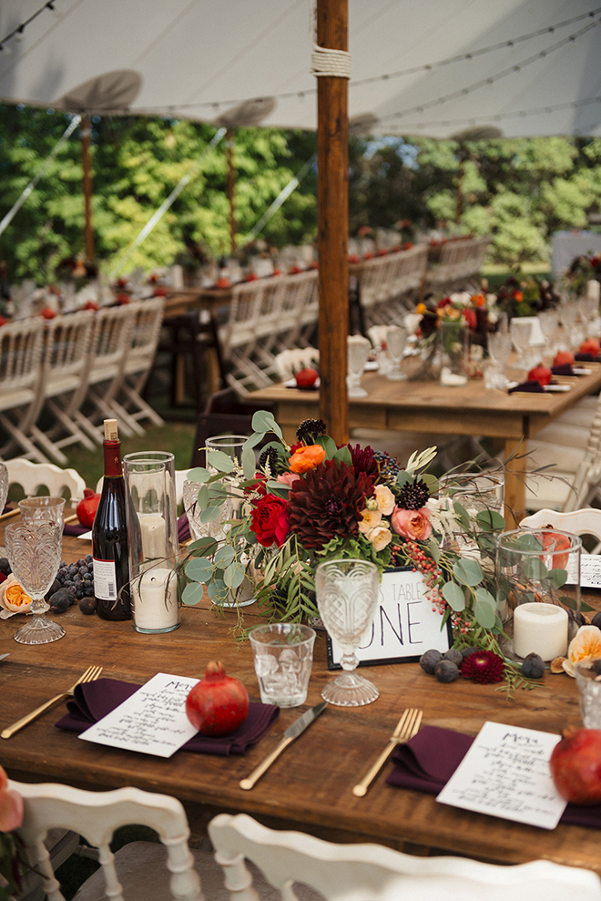 All the pumpkin spice vibes for this fall wedding table.