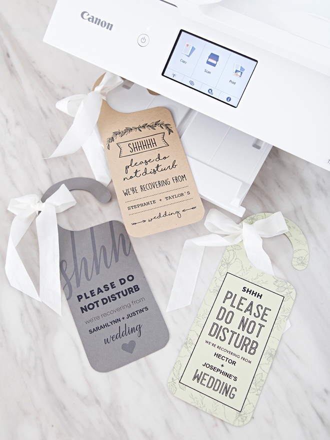 These FREE printable Do Not Disturb wedding signs are SO cute!