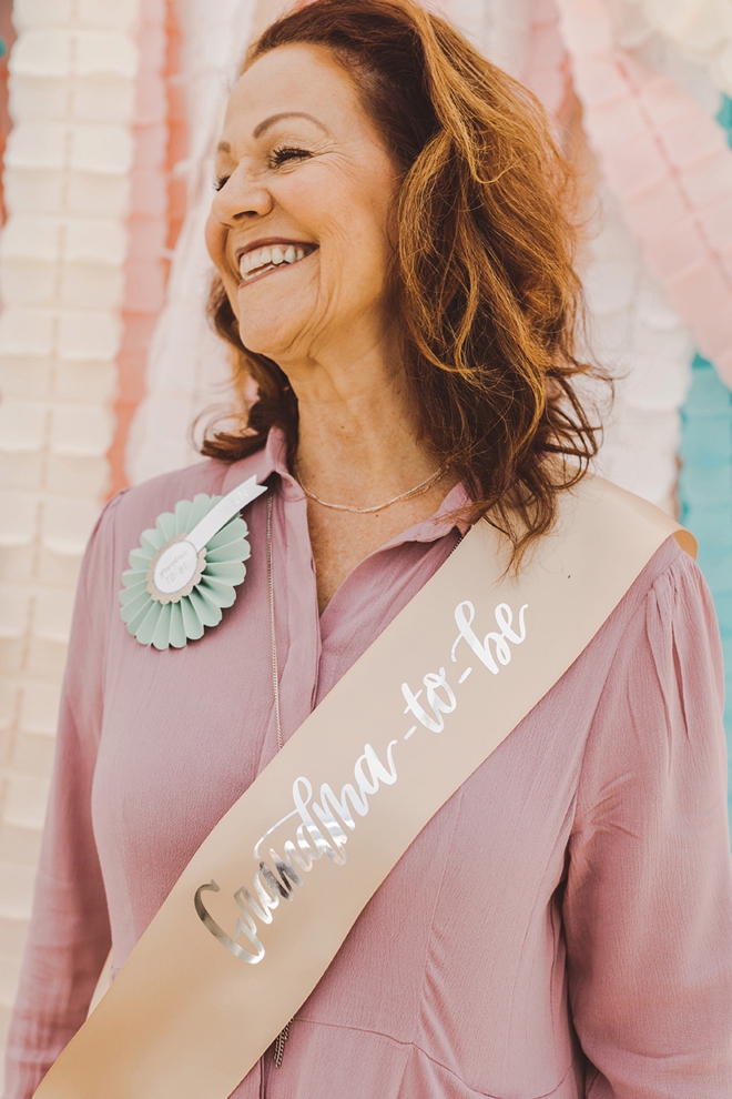 DIY Grandma To Be sash for a baby shower!