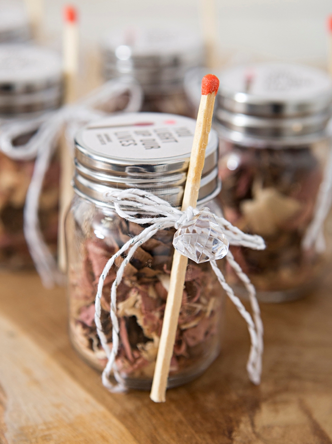 These DIY fire starter favor jars are the absolute cutest!