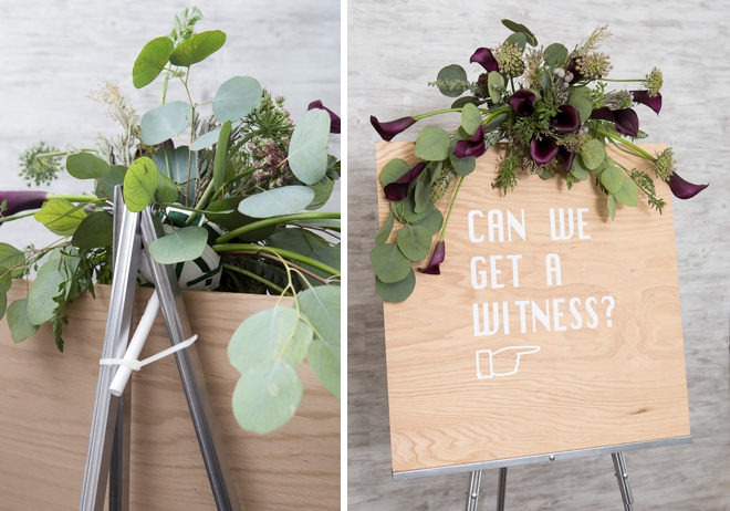 These DIY wedding sign flower arrangements are gorgeous!