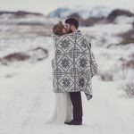 Click for your must have winter wedding photo list.