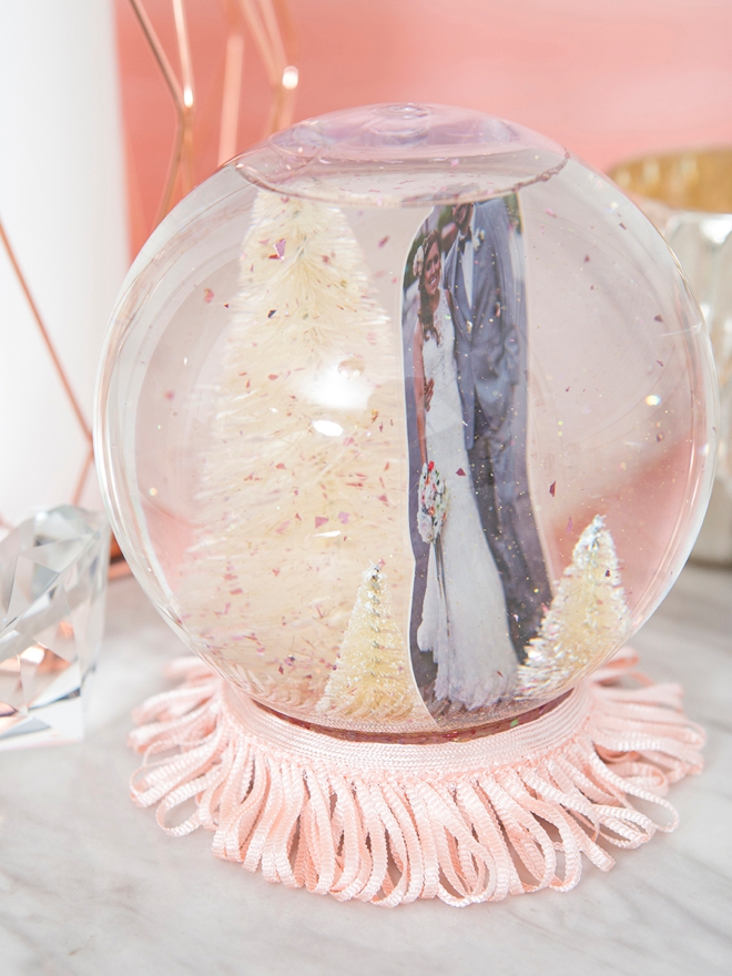 These DIY Wedding Photo Snow Globes Are Just Darling!