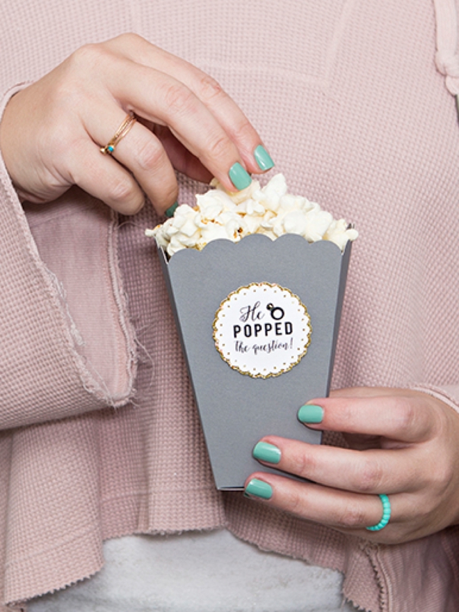 Make your own popcorn engagement party favors with Cricut!
