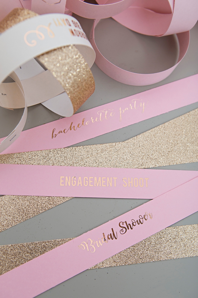 Countdown the last 100 days of your wedding with this DIY paper chain!