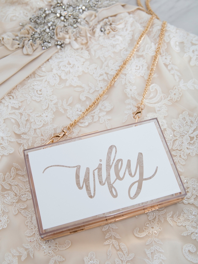 Learn how to personalize your own clear acrylic wedding clutch!