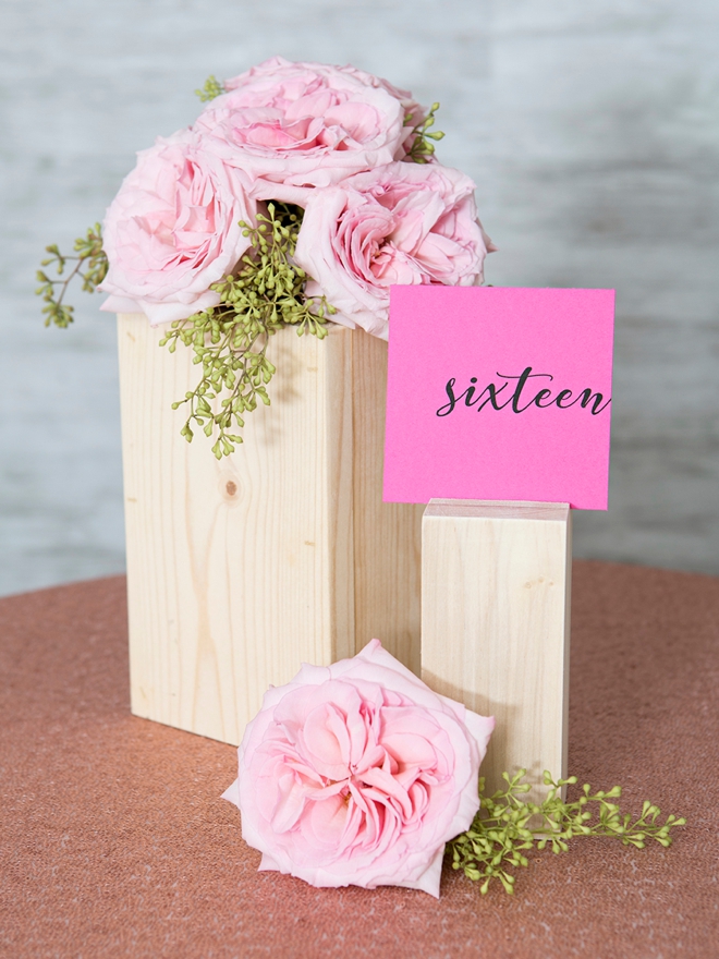 These DIY wood block table numbers are adorable and versatile!